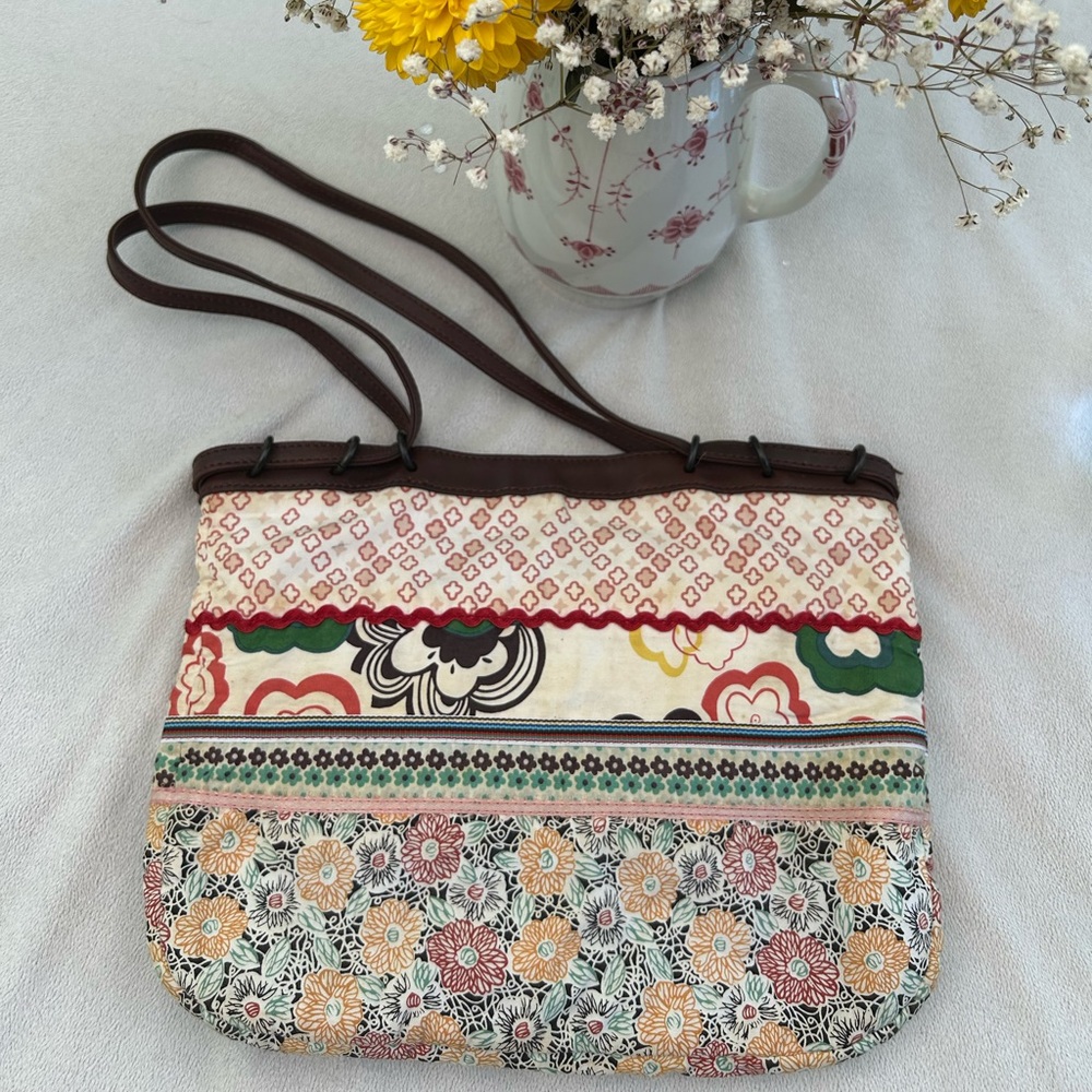 CLOSET CLEARANCE SALE American Eagle Outfitters Floral Patchwork Shoulder Bag